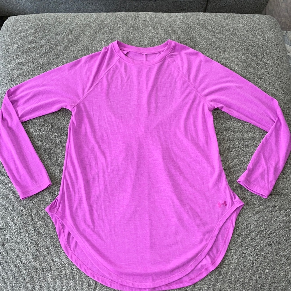 Women’s long sleeve top